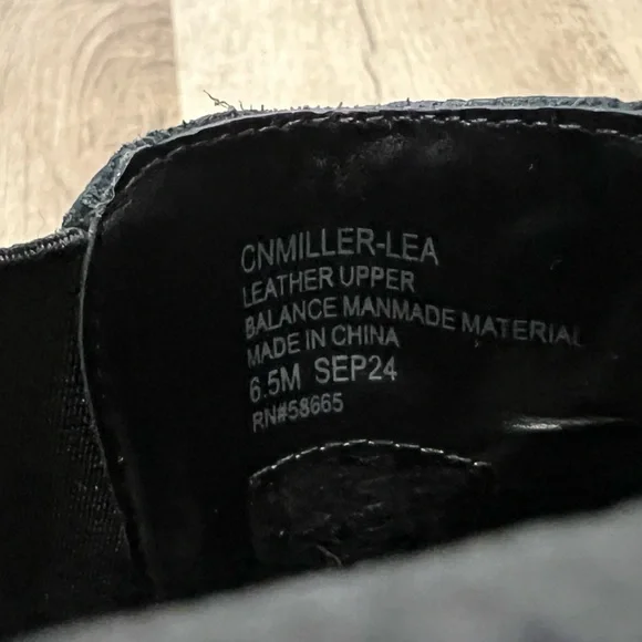 Caslon Miller Chelsea Boots Black Pull On Size 6.5 - Picture 10 of 11